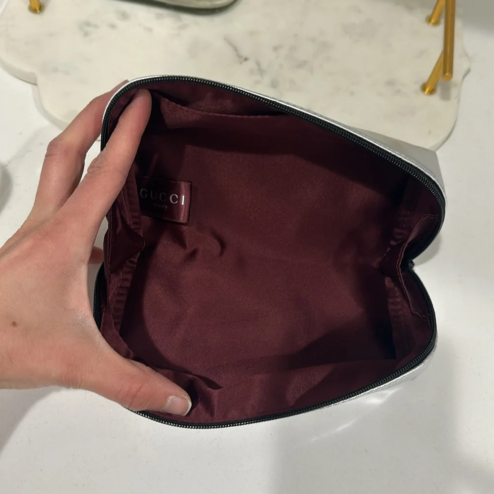 Gucci new authentic